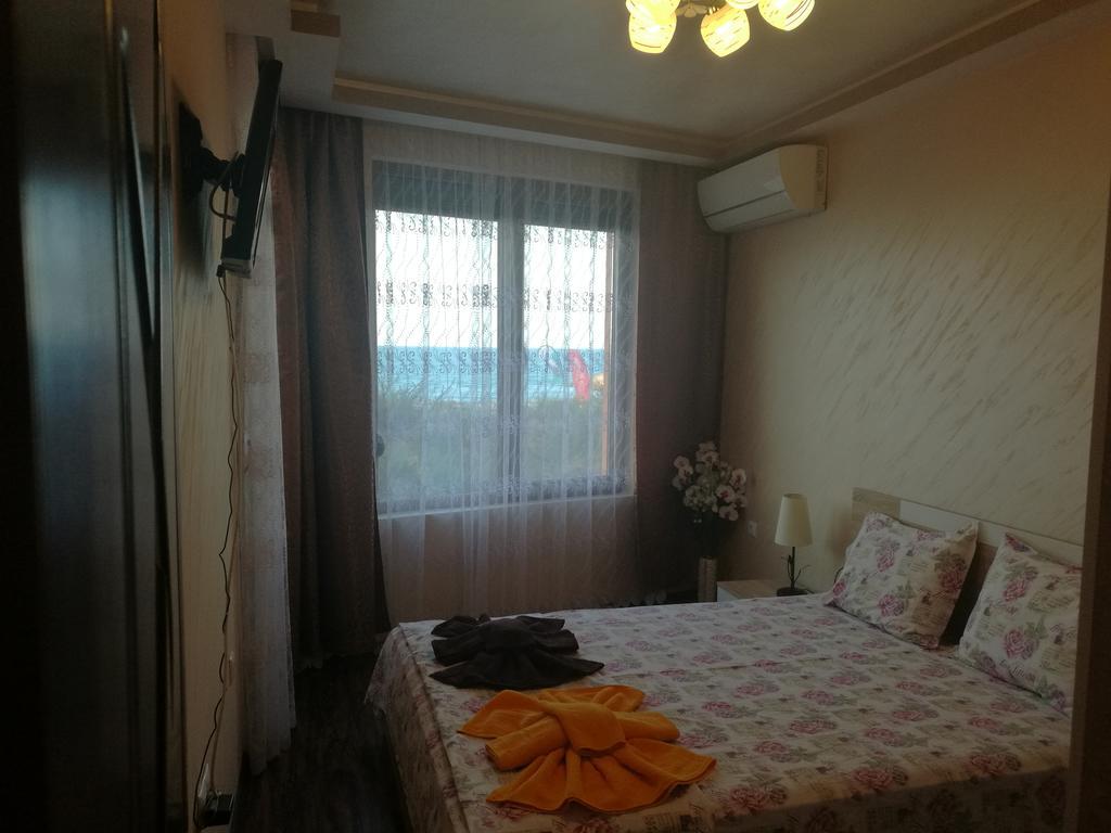 Sunshine Apartment Pomorie Kültér fotó